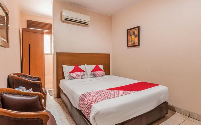 OYO 919 Hotel Kalisma Syariah Near RS Pelni