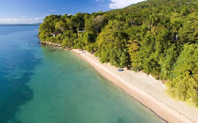 Bluefields Bay Villas