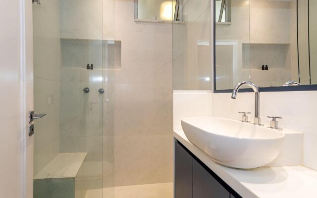 Moderno Apartamento em Copacabana | GB 112/304