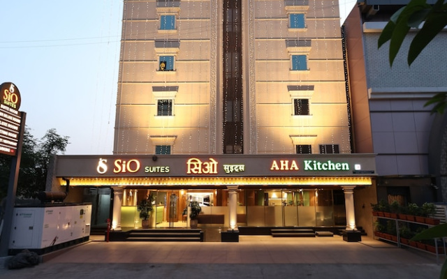SiO Suites