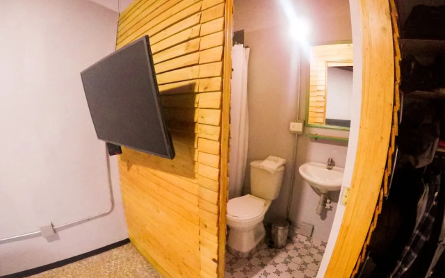 Pandora's House Coliving community, Strategic location, High Performance Wifi