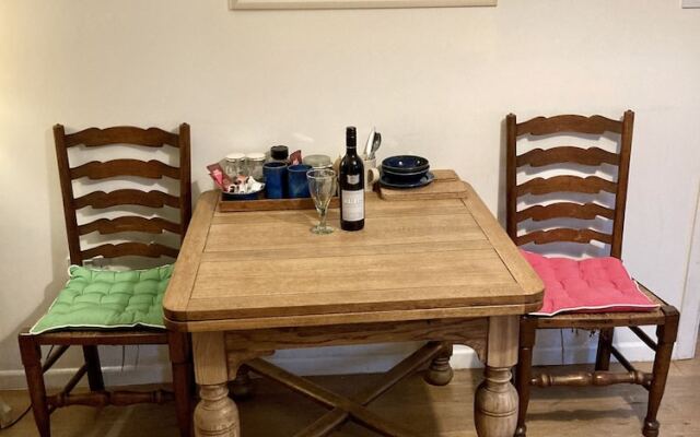 Vinegar Hill Pottery B & B