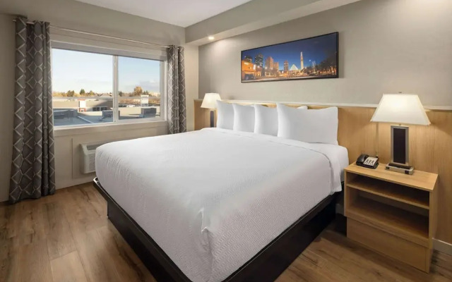 Baymont By Wyndham West Edmonton
