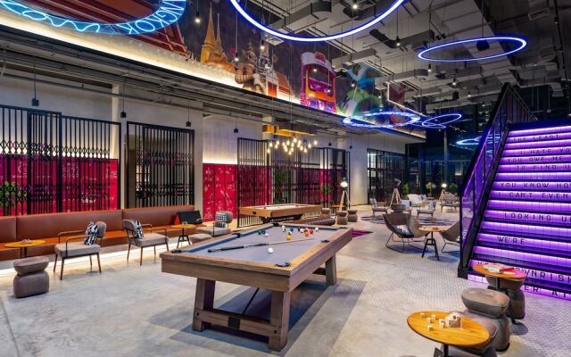 Moxy Bangkok Ratchaprasong