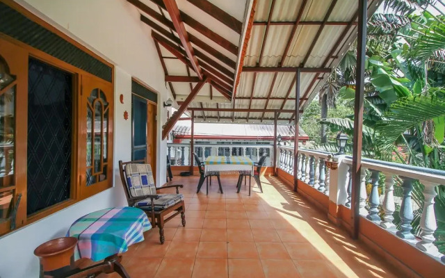 Oyo 467 Lioni Holidays Villa