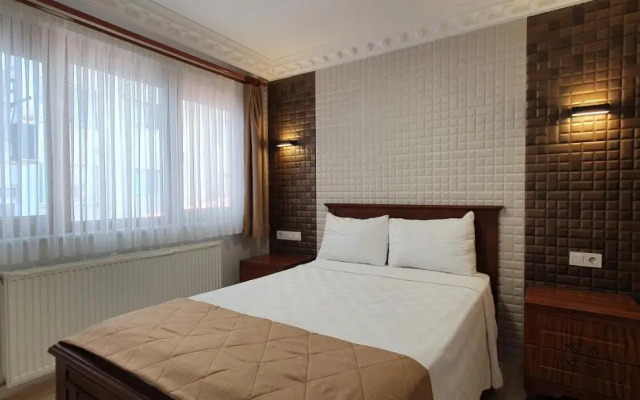 Glam 1BR Flat w/AC in the Heart of Cihangir