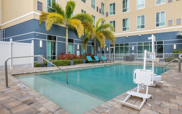 Staybridge Suites St. Petersburg Downtown by IHG