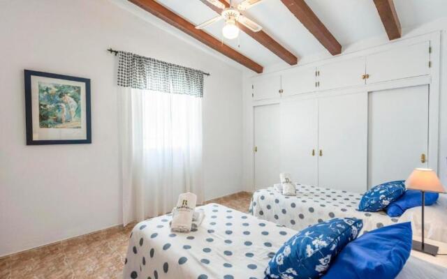 Benama Torrox by Ruralidays