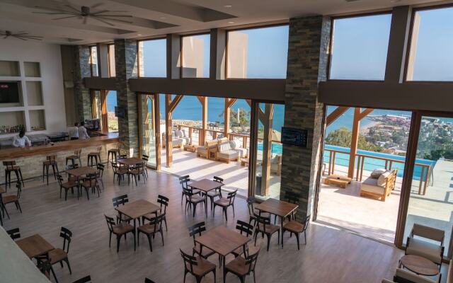 Satama Hotel