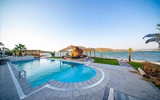 Ivy Sailing Resort