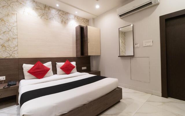 Capital O 69928 Megha Inn