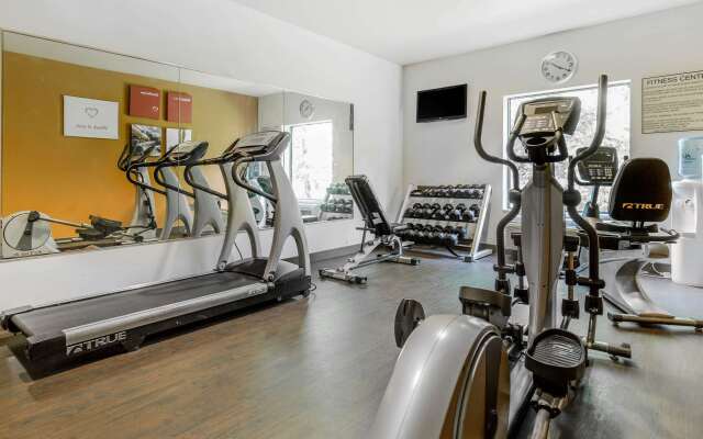 Comfort Suites Fairview Heights - St. Louis