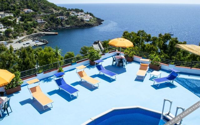 Le Terrazze Sul Mare Studio Apartments