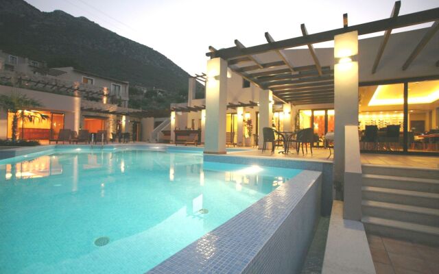 Tesoro Hotel