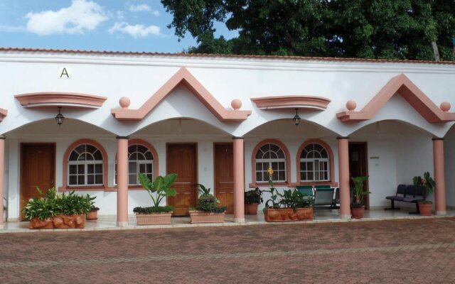 Villa Leone Guest House