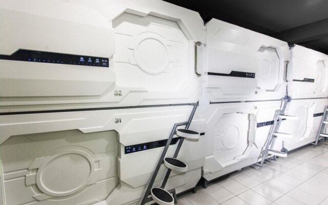 Modular Langkawi Capsule Hotel - Hostel