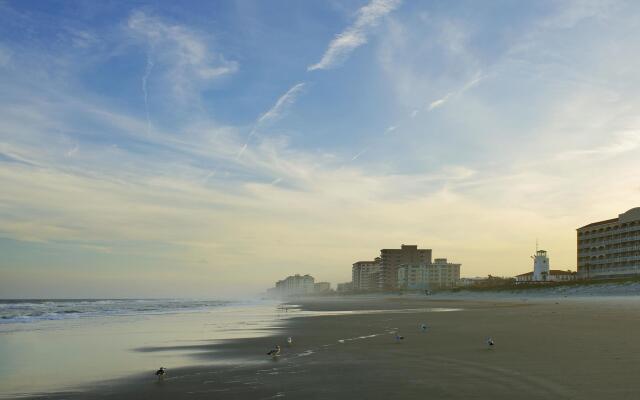 Four Points by Sheraton Jacksonville Beachfront