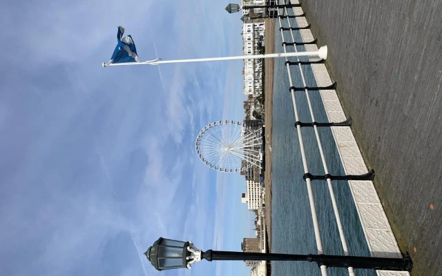 Beautiful 2BD Coastal Hideaway Central Worthing