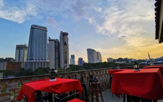 Travel Hub Hightstreet