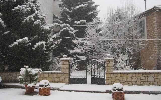 Papastavrou Apartments