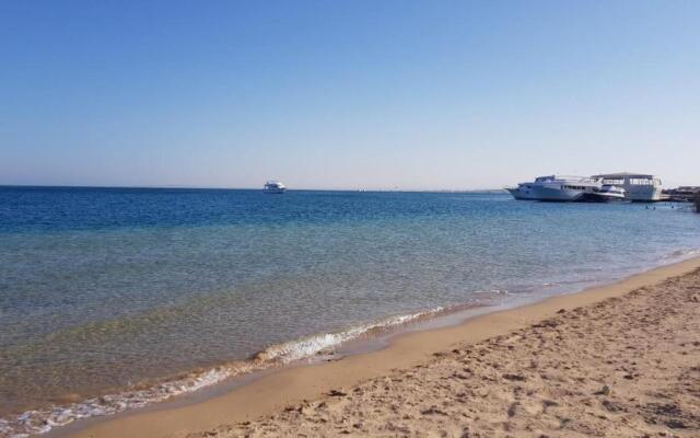 Apartment Parma near the sea RedSeaLine