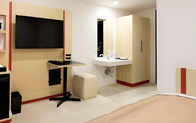 Center Hotel Narita 2 R51