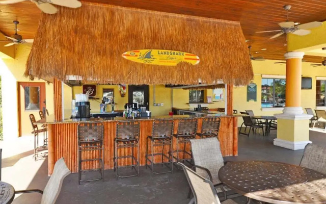 Paradise Palms - 5 BR Villa with fully equipped kitchen! - FVV 40479