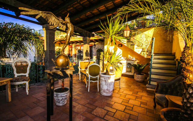 Mansion San Miguel