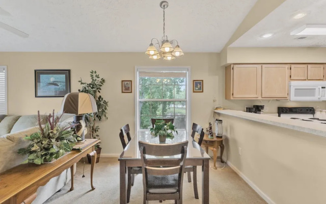 River Oaks 2i 2 Bedroom Condo