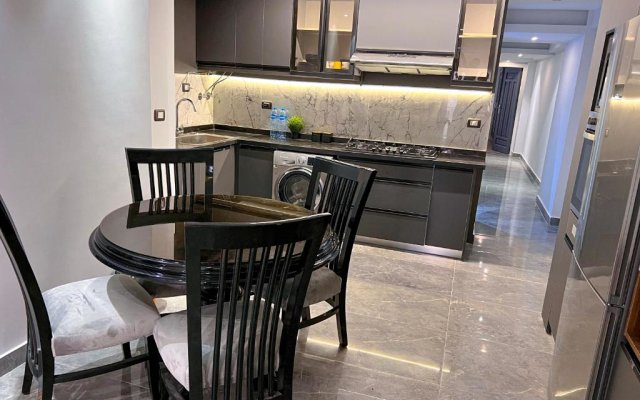 Lovely 3 Bed Apt Side View In Heart Of Alexandria