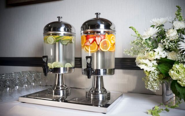 Holiday Inn Asheville East-Blue Ridge PKWY by IHG