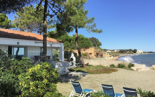 Attractive Villa in Moriani-Plage at Sea