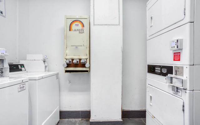 Studio 6 Irving, TX – DFW North