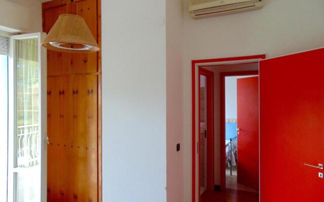 M245 - Marcelli, trilocale con terrazzo e a/c