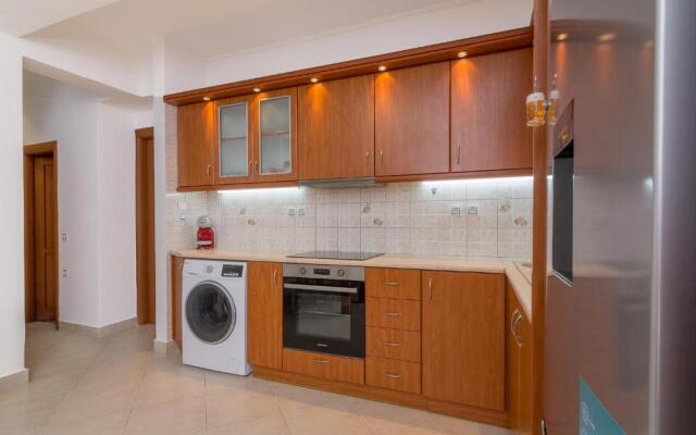Cozy 2 bedroom apartment in Piraeus
