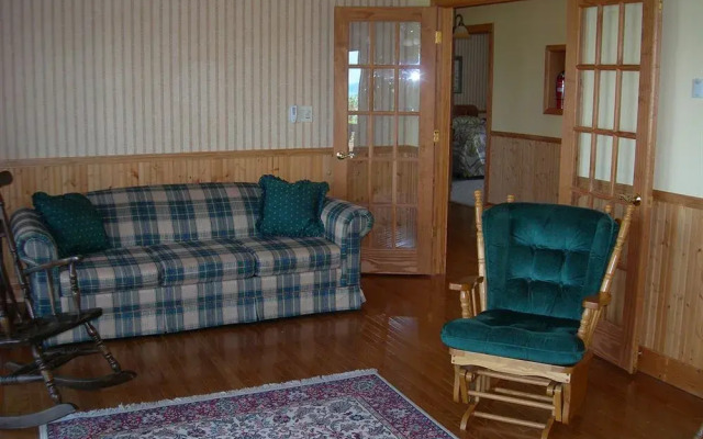 Ninemile Point B&B Inn