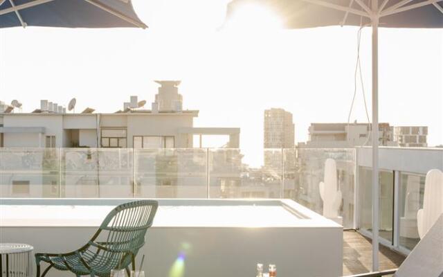Ink Hotel