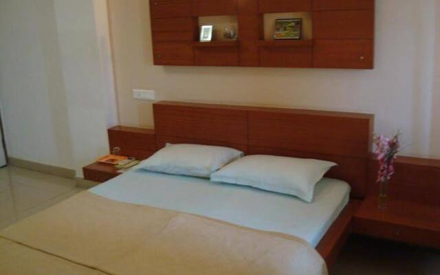 Kalpatharuvu Service Apartment