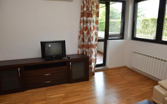 Luxury apartment Pravets Golf and SPA