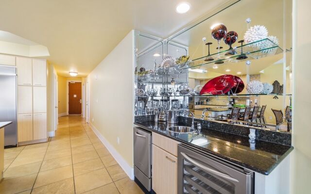 Crd0905 3 Bedroom Condo