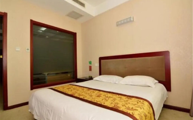 Qingdao Run Chun Lai Hotel