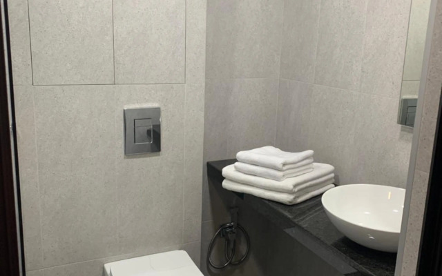 Apartment in center of Yerevan, Saryan street, 1 line