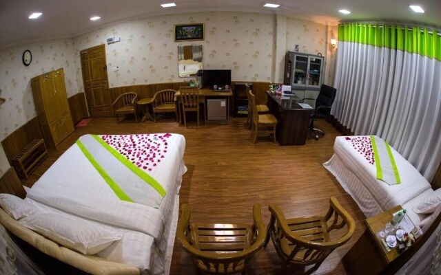 Hotel Rich