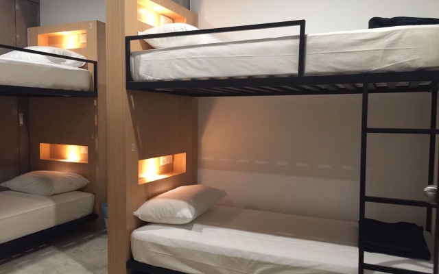 The Frame Guesthouse - Hostel