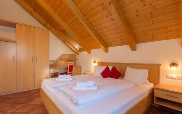 Villa Marienhof Apartments & Komfortzimmer