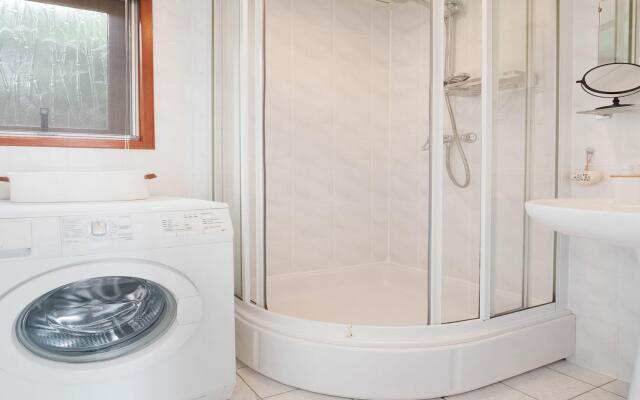 Urbane Holiday Home in Garderen with Terrace and Garden