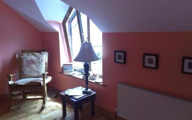 Ethan House B&B