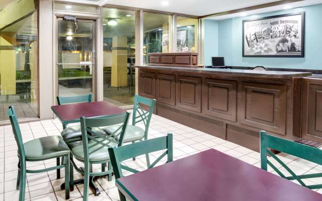 Super 8 by Wyndham St. Augustine