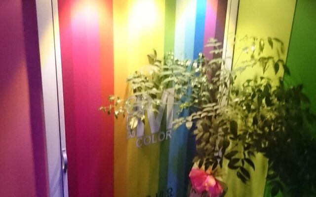 Color M motel