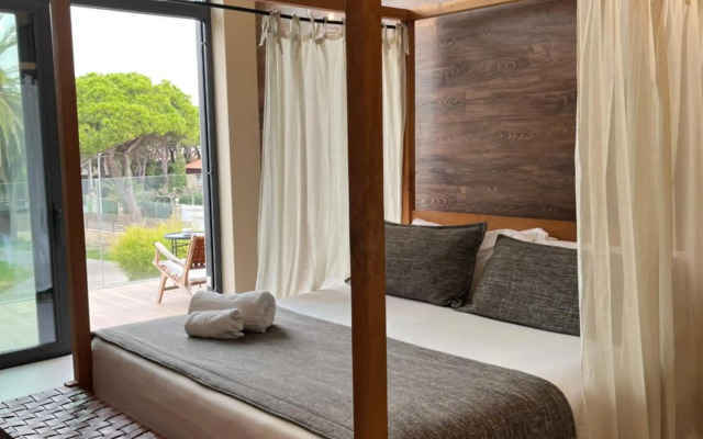 Hotel Tropical Gava Mar